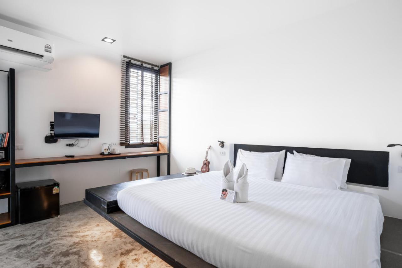 Book A Bed Poshtel - Sha Plus 3*